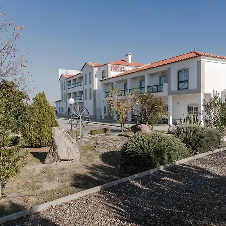 Отель Estrela Da 3*